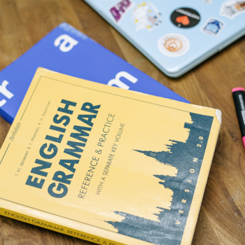 Mengapa Bulan Bahasa Jatuh Di Bulan Oktober?